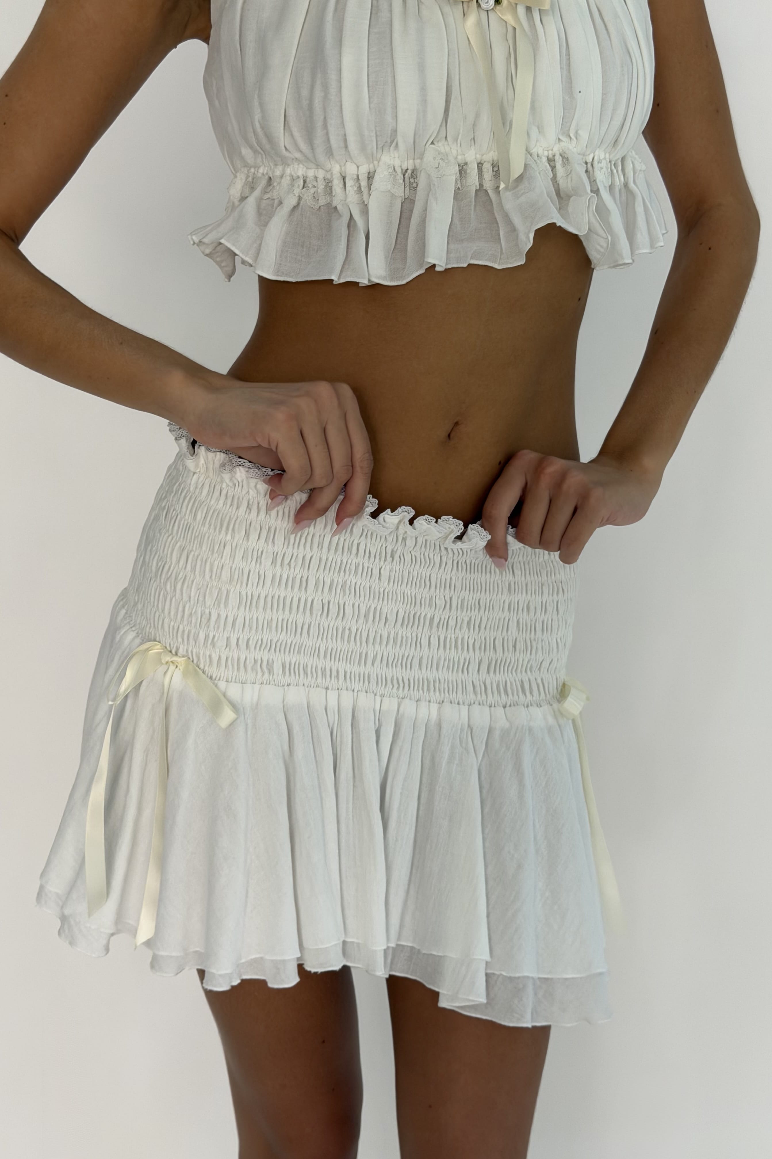 Sample Daisy Crop Top - Aiumi